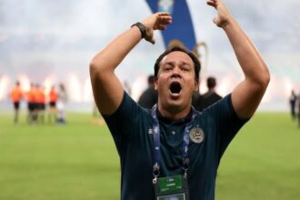 Último técnico campeão do Nordestão pelo Bahia relembra título: "felicidade"