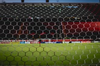 Em busca de reação, Vitória enfrenta Atlético-MG no Barradão; veja prováveis times e onde assistir