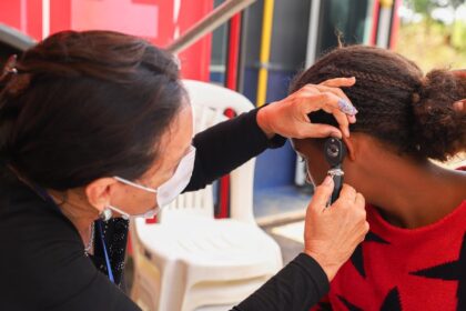 Candeias: Expresso da saúde leva consultas a bairros distantes