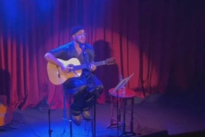 Show Emocional de Francisco Gil: Homenagem à Mãe Inesquecível