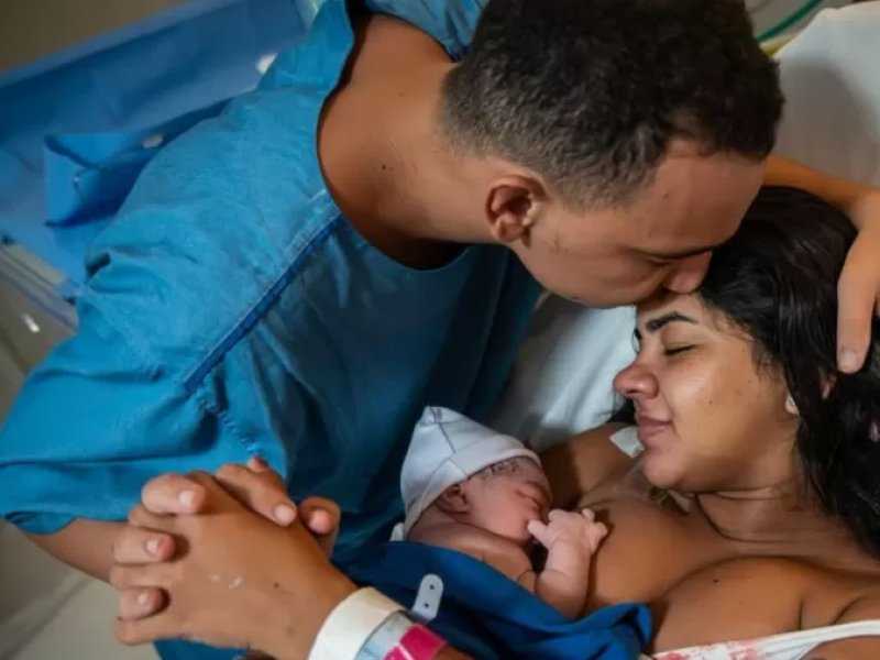 João Gomes comemora nascimento de Joaquim: uma nova alegria!