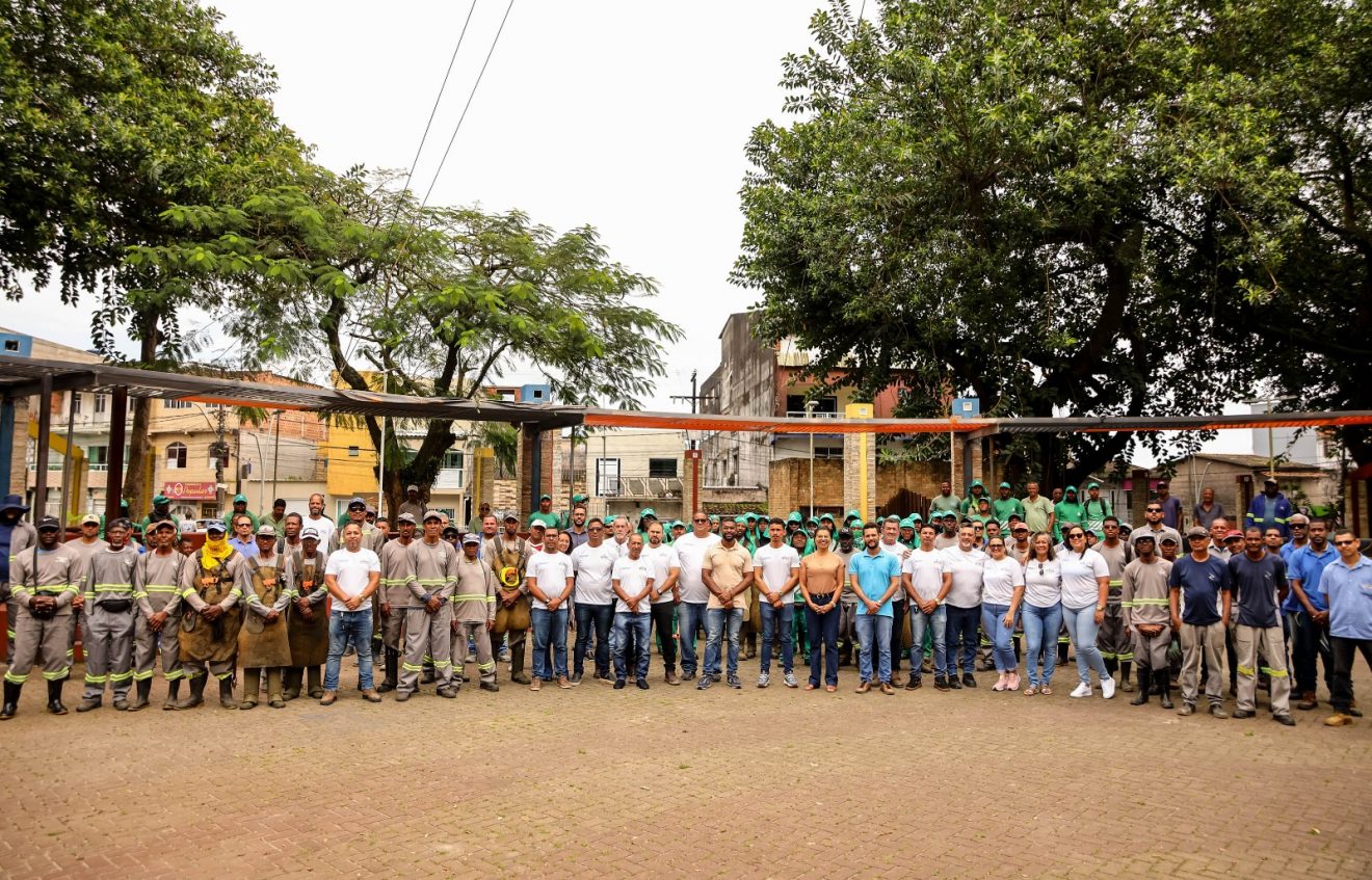 Candeias inicia mutirão de limpeza no Malembá com 100 profissionais