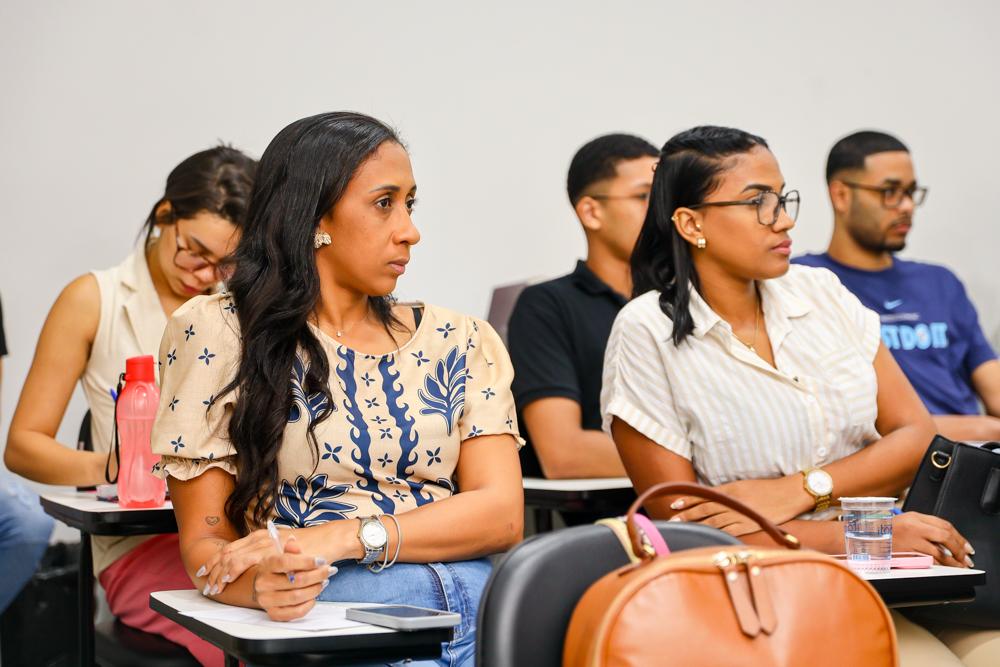 Candeias capacita servidores para pesquisa de preços em licitações Candeias capacita servidores para pesquisa de preços em licitações