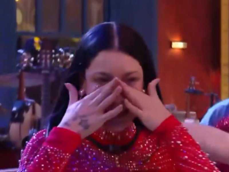 A Fazenda 17: Namorada de Belo Chora por Música de Gracyanne