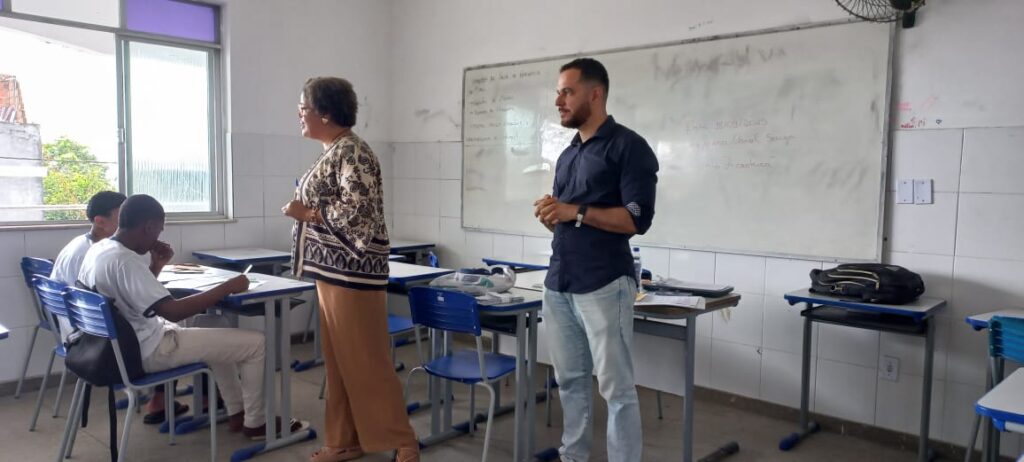 Mobilização sabe-saeb da seduc com estudantes do 9º ano em são francisco do conde Mobilização SABE-SAEB da SEDUC com Estudantes do 9º Ano em São Francisco do Conde
