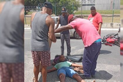 Moto colide com caminhão em Madre de Deus