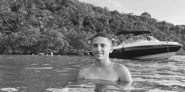 Amigos lamentam a morte do motociclista Ítalo Emanuel após se envolver em acidente na BA-523