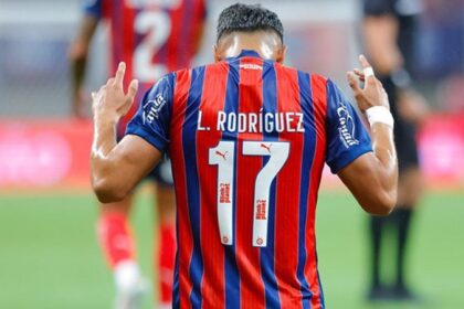 De saída! Atacante do Bahia viaja para assinar com clube da Arábia Saudita