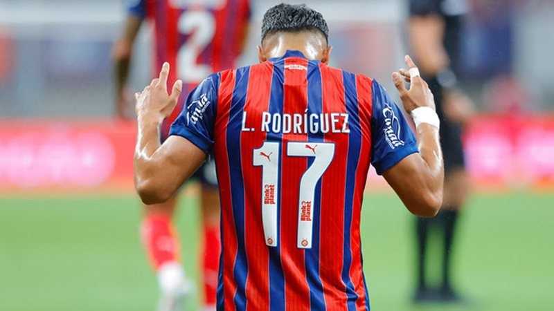 De saída! Atacante do Bahia viaja para assinar com clube da Arábia Saudita