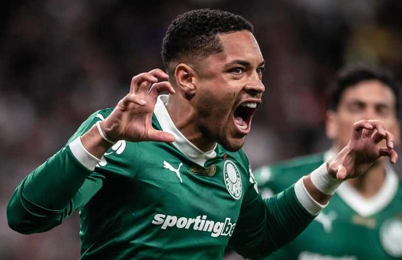 Vitor Roque tem áudios vazados em discussão com a mãe: “vagabunda é a senhora”