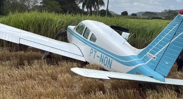 Avião com prefeito de João Pessoa faz pouso de emergência após pane