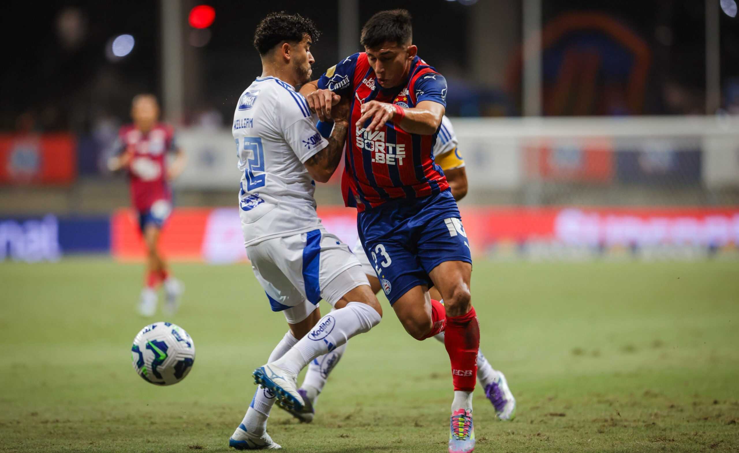 Bahia sofre virada do Cruzeiro na Fonte Nova e deixa o G-4