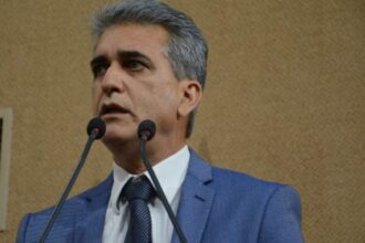 CCJ da Assembleia avalia 8 PLs e aprova projeto que combate à adultização de crianças na Bahia