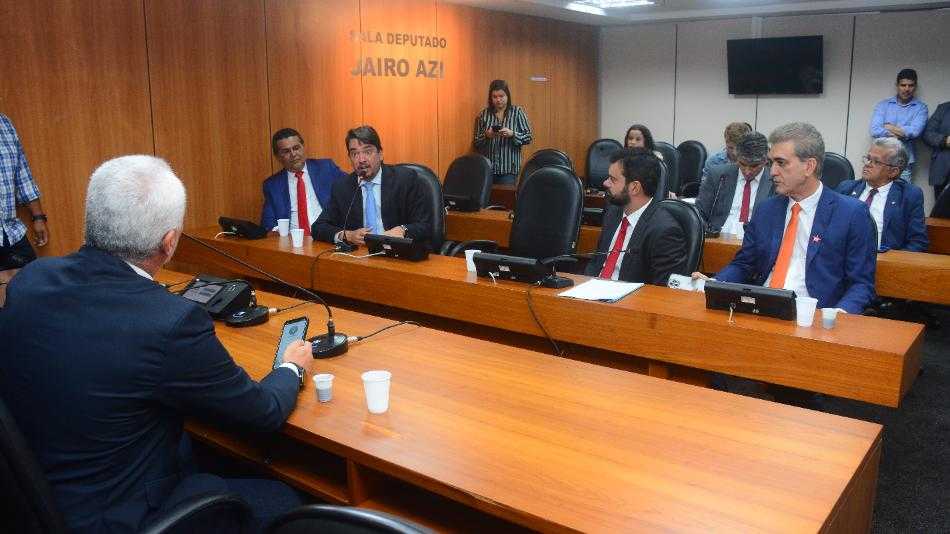 Escassez de voos na Bahia é debatida pela Comissão de Infraestrutura da Assembleia