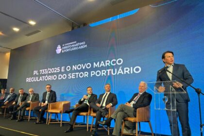 Relator do novo marco legal dos portos, deputado Arthur Maia integra comitiva brasileira em missão internacional na França