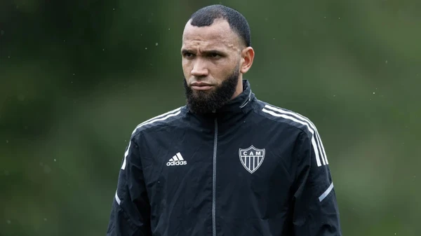 Filha de goleiro Everson é vítima de assédio em estacionamento da Arena MRV