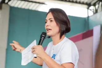 Michelle chama ministros do STF de ‘tiranos’ às vésperas do julgamento de Bolsonaro