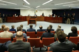 STF terá sessão extra para julgamento de Bolsonaro