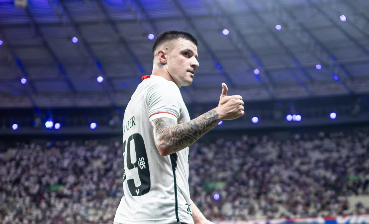 Vitória precisa reagir para evitar rebaixamento no Brasileirão