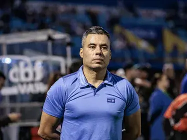 Vitória acerta contratação de Jair Ventura, diz site