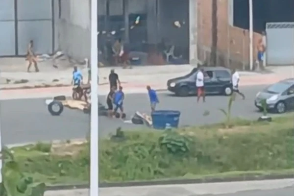 Polícia invade São Marcos e deixa dois mortos, gerando protestos em Salvador