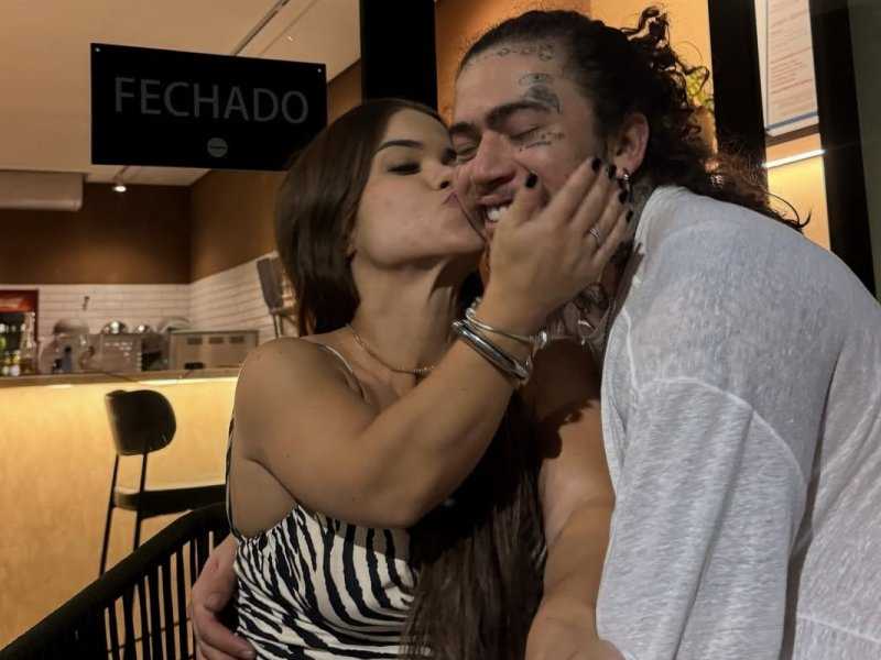 Whindersson Nunes e Vithória Papel: Romance ou Amizade Oculta?