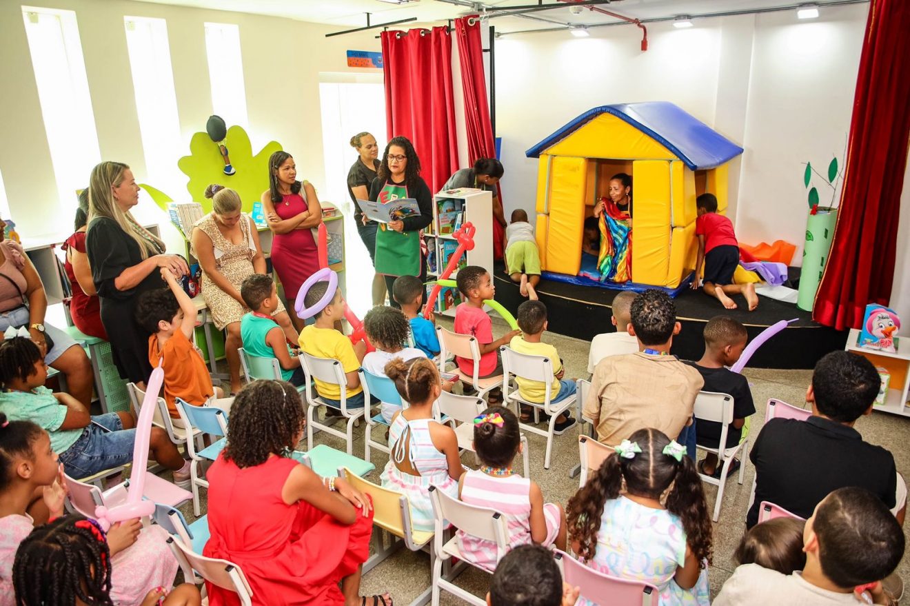 Candeias celebra o mês das crianças com evento do espaço querer bem Candeias celebra o mês das crianças com evento do Espaço Querer Bem