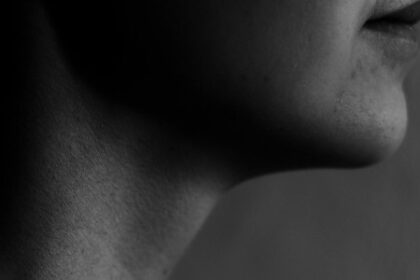 Como o Mindfulness Pode Melhorar a Saúde de Mulheres com Dor Crônica na Mandíbula