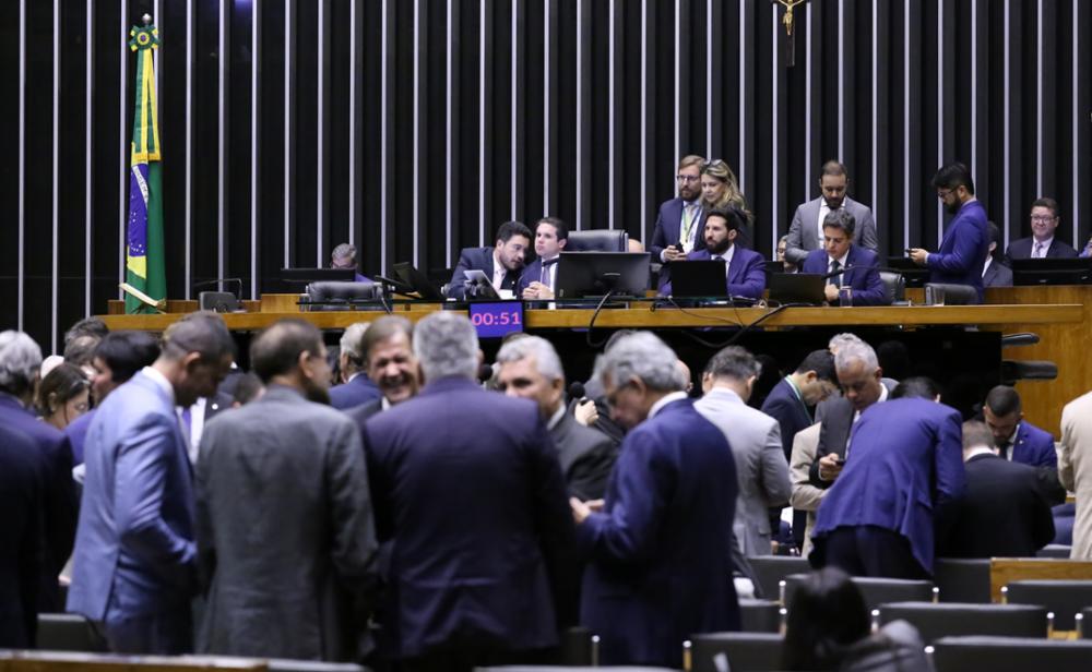 Câmara aprova regras para julgamentos do STF e envia texto ao Senado