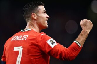 Cristiano marca duas vezes e se aproxima cada vez mais do milésimo gol; saiba quanto falta