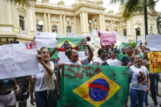 Lula sanciona lei que fortalece o combate ao crime organizado