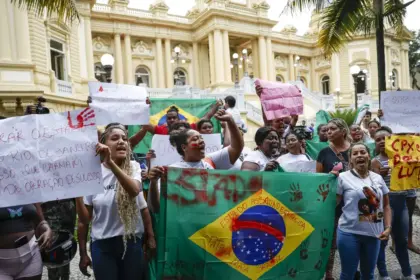 Lula sanciona lei que fortalece o combate ao crime organizado