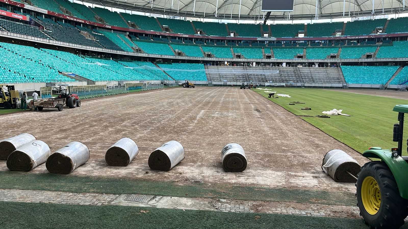 Gramado da Arena Fonte Nova segue em reforma durante Data Fifa