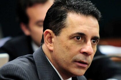 Secretário de Mobilidade de Feira de Santana pede demissão após polêmica sobre divulgação de nomes de pessoas com HIV