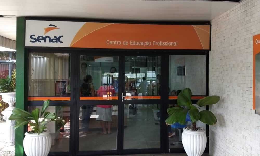 Senac Camaçari busca ex-alunos para oportunidades em empresas parceiras