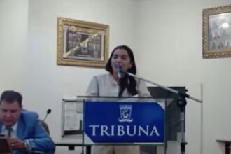 Vereadora de Araci causa polêmica ao admitir ter dirigido sem habilitação