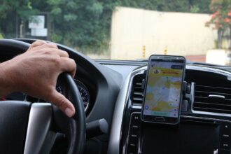 Vereadores aprovam direito de defesa para motoristas de aplicativos alvos de denúncias em Salvador