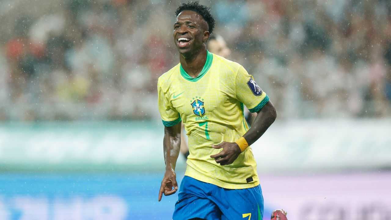 Virginia? Vini Jr. revela para quem mandou beijo em comemoração de gol contra Coreia do Sul