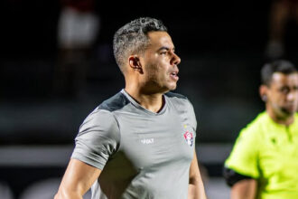 Chances de permanência do Vitória aumentam após equipe vencer o Ceará