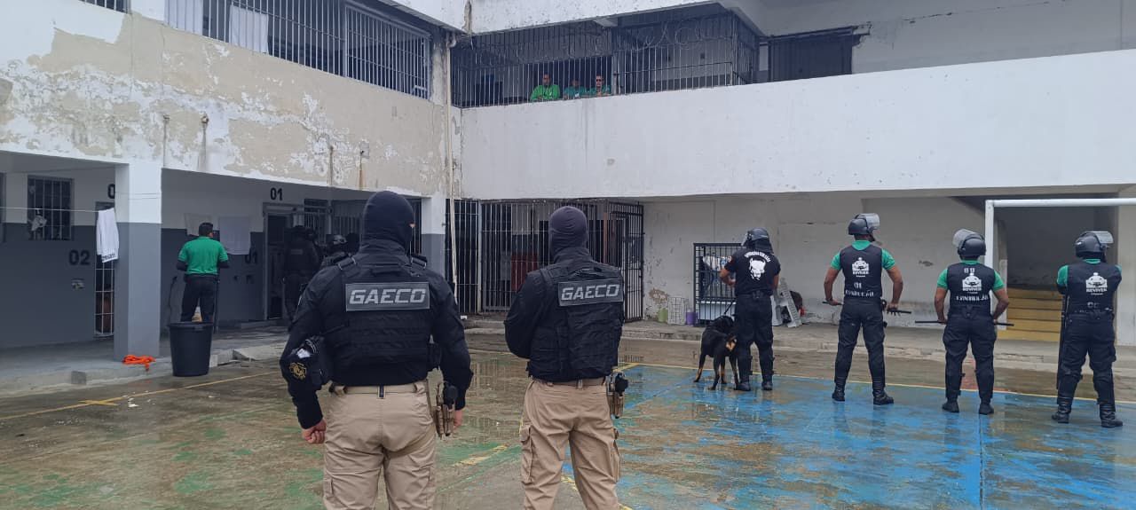 MPBA e Seap realizam operação e revistas no Conjunto Penal de Eunápolis