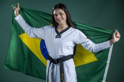 Maria Clara Pacheco conquista título mundial no taekwondo!