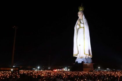 Estátua de Nossa Senhora de Fátima: 54m de Fé que Supera o Cristo