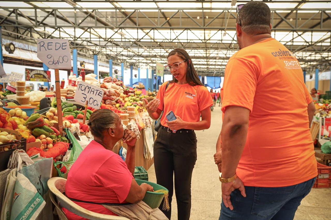 SEMDTE promove Acelera MEI para feirantes da Central de Abastecimento