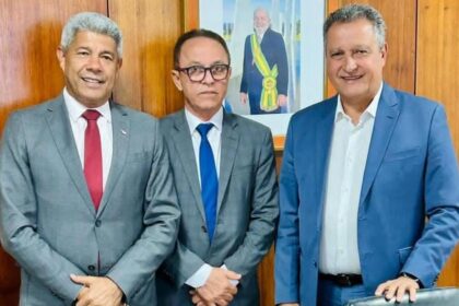 Prestes a deixar de vez ACM Neto, prefeito de Cairu vai a Brasília com governador para encontro com Rui Costa