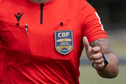 Árbitro recém-afastado apita Bahia x RB Bragantino