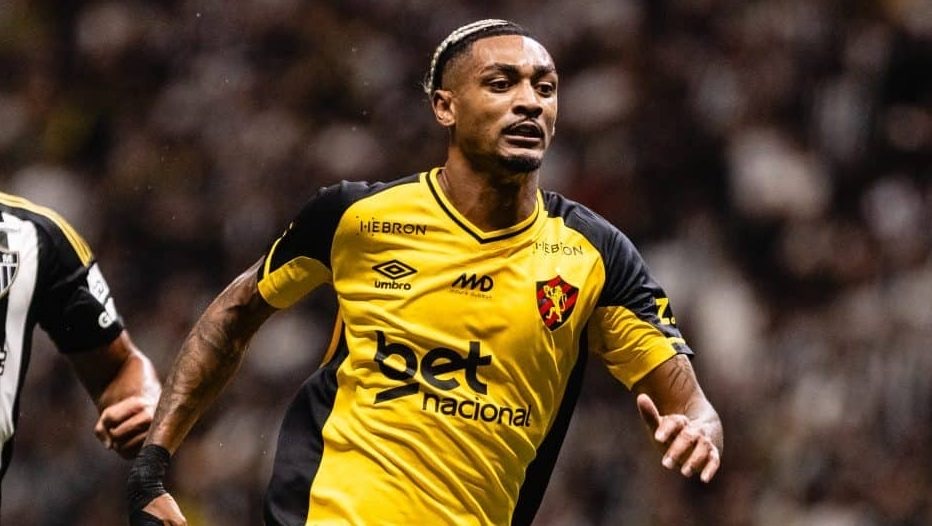 Atacante na mira do Bahia é afastado de clube da Série A por indisciplina