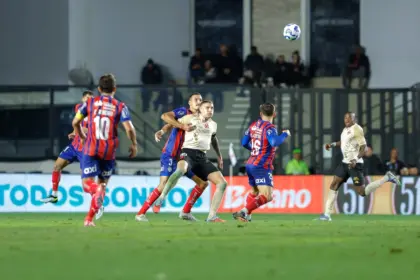 De olho na Libertadores, Bahia encara Vasco na Arena Fonte Nova; prováveis escalações