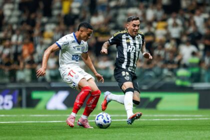 Em jogo polêmico, Bahia é derrotado por 3x0 para o Atlético-MG na Arena MRV