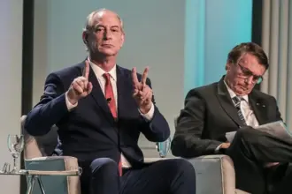 Bolsonaro autoriza apoio do PL a Ciro Gomes no Ceará em aliança contra o PT