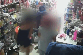 Cliente é baleada em assalto a loja na Bahia; polícia investiga o caso